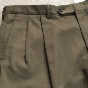 New Pazoni 100% virgin wool trousers. Made in Italy.